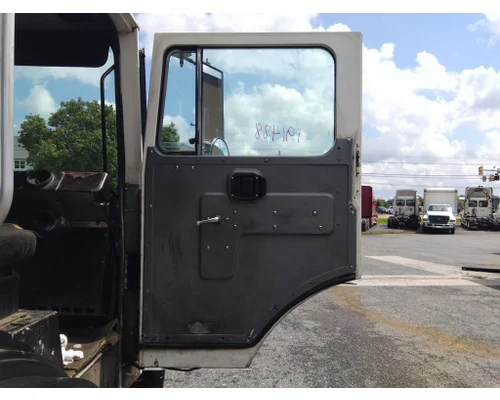 MACK MRU613 DOOR ASSEMBLY, FRONT