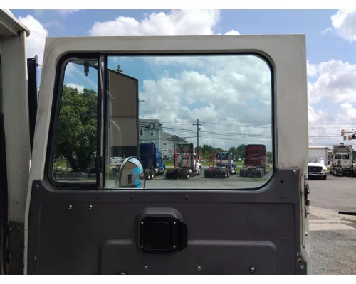 MACK MRU613 DOOR ASSEMBLY, FRONT
