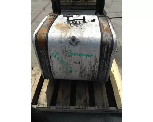 MACK MRU613 FUEL TANK