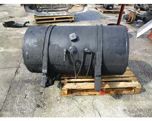 MACK MRU613 FUEL TANK