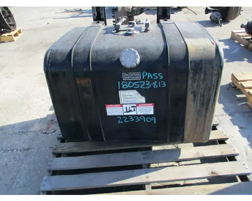 MACK MRU613 FUEL TANK