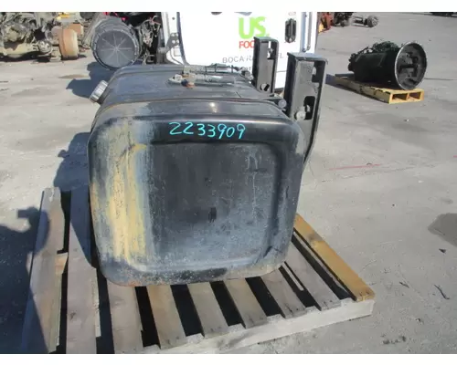 MACK MRU613 FUEL TANK