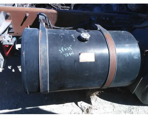 MACK MRU613 FUEL TANK