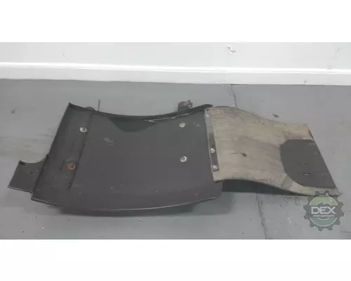MACK MRU613 Fender