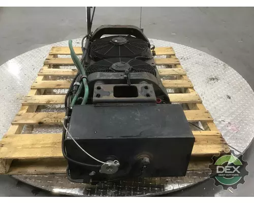 MACK MRU613 Radiator