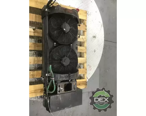 MACK MRU613 Radiator