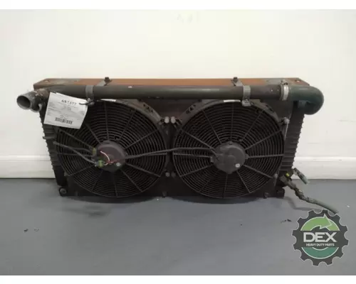 MACK MRU613 Radiator