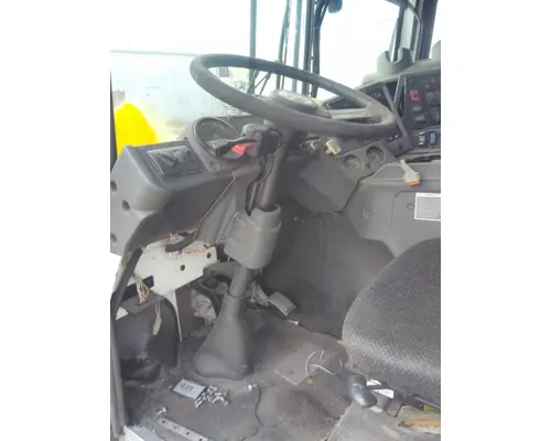 MACK MRU613 STEERING COLUMN