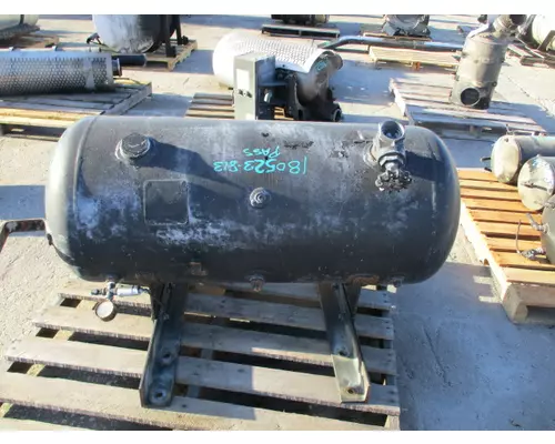 MACK MRU613 WATER DEPOSIT TANK