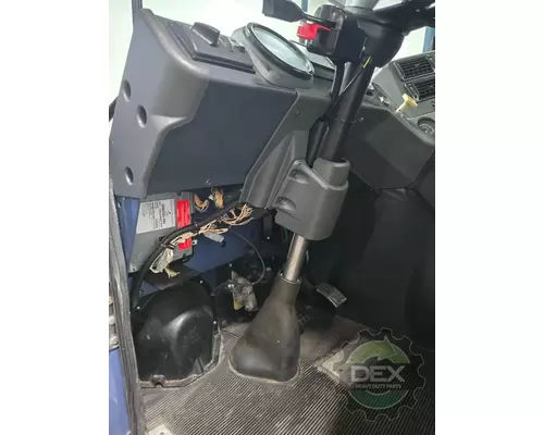 MACK MRU Cab
