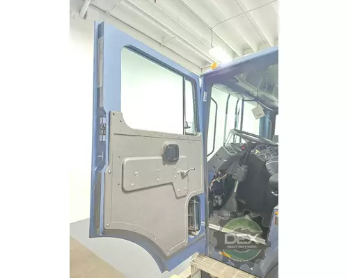 MACK MRU Cab