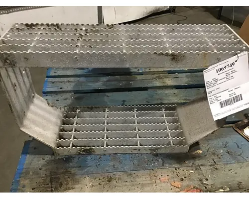 MACK MR Miscellaneous Parts