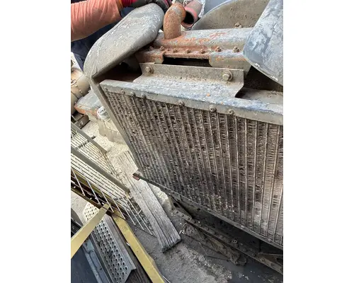 MACK MR Radiator