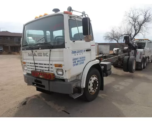 MACK MS SERIES Dismantle Vehicles