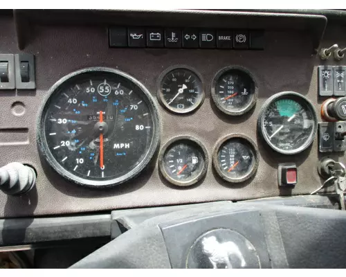 MACK MS200 GAUGE CLUSTER