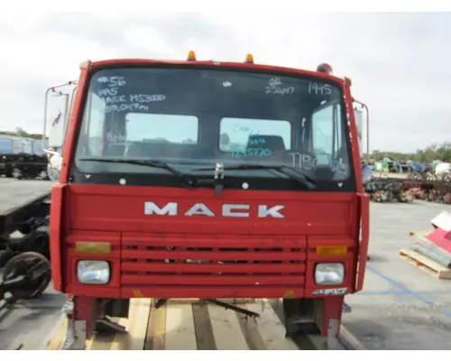 MACK MS300 CAB