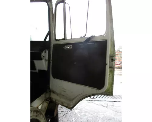 MACK MS300 DOOR ASSEMBLY, FRONT