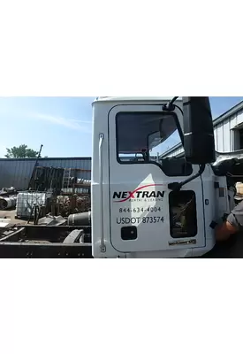 MACK MV322 Door Assembly, Front