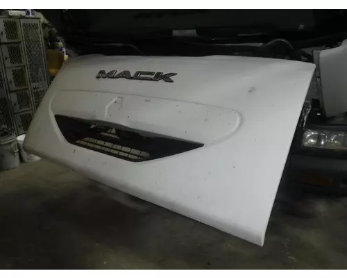 MACK MV322 Hood