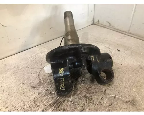 MACK One Arm RH Spindle  Knuckle, Front