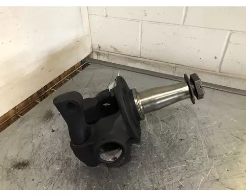 MACK One Arm Spindle  Knuckle, Front