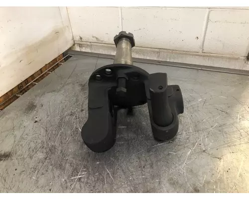 MACK One Arm Spindle  Knuckle, Front