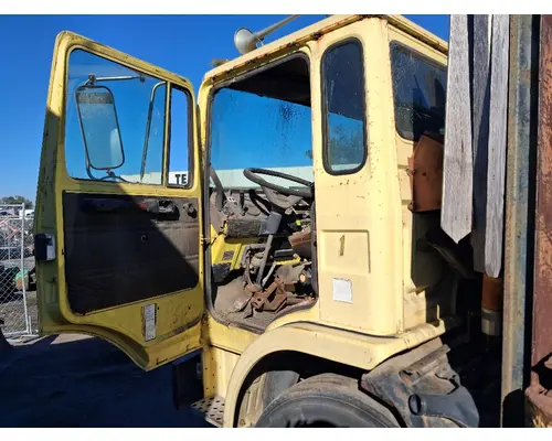 MACK Other Door Assembly, Front