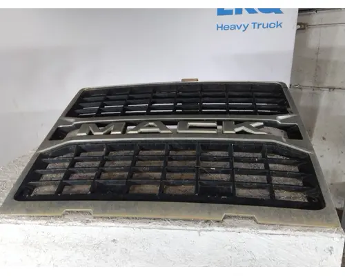 MACK PINNACLE 2006-2014 GRILLE
