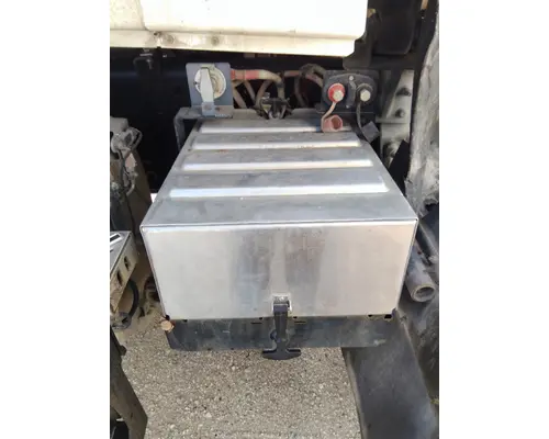MACK PINNACLE BATTERY BOX
