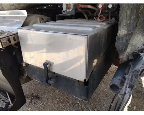 MACK PINNACLE BATTERY BOX