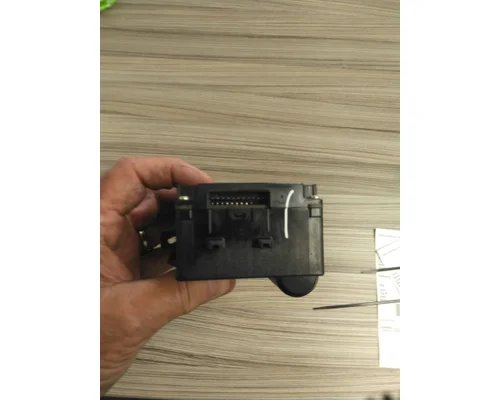 MACK PINNACLE ENGINE BRAKE SWITCH