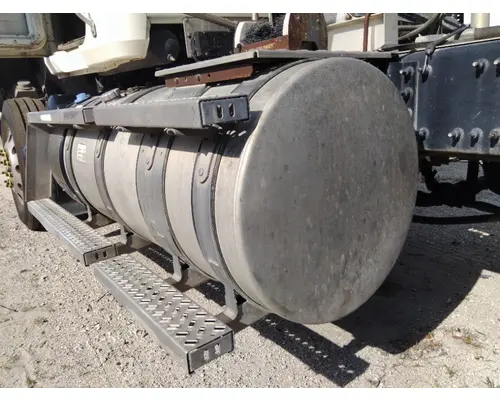 MACK PINNACLE FUEL TANK