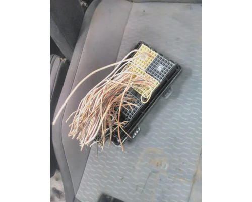 MACK PINNACLE FUSE BOX