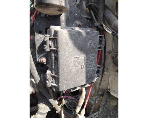MACK PINNACLE FUSE BOX
