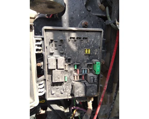 MACK PINNACLE FUSE BOX