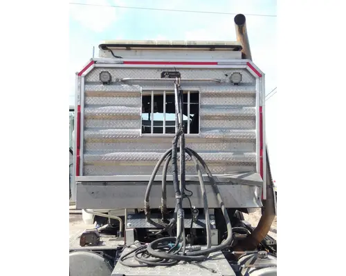 MACK PINNACLE HEADACHE RACK