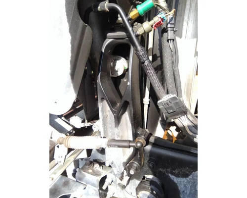 MACK PINNACLE RADIATOR BRACKET