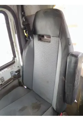 MACK PINNACLE SEAT, FRONT