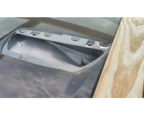 MACK PIONEER HOOD