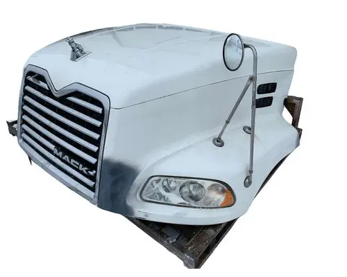 MACK Pinnacle CXU612 Hood