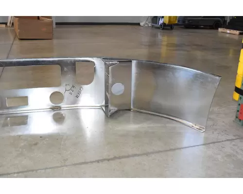 MACK Pinnacle CXU613 Bumper Assembly, Front