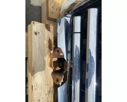 MACK Pinnacle CXU613 Hood