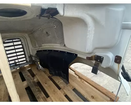 MACK Pinnacle CXU613 Hood