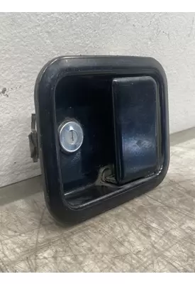 MACK Pinnacle Door Handle