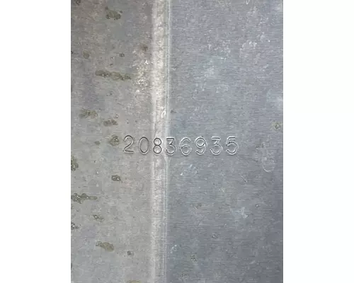 MACK Pinnacle Frame Step