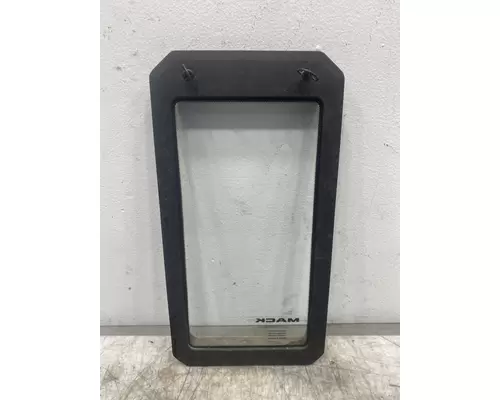 MACK Pinnacle Glass