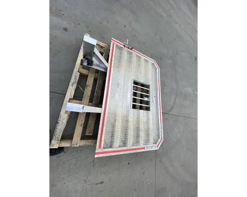 MACK Pinnacle Headache Rack