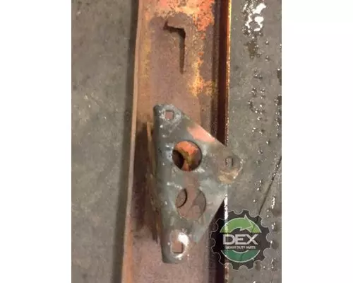 MACK R600 SERIES Bumper Assembly, Front