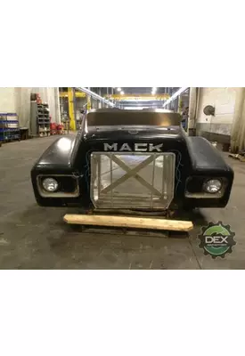 MACK R600 SERIES Hood
