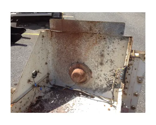 MACK R600 SERIES Hood